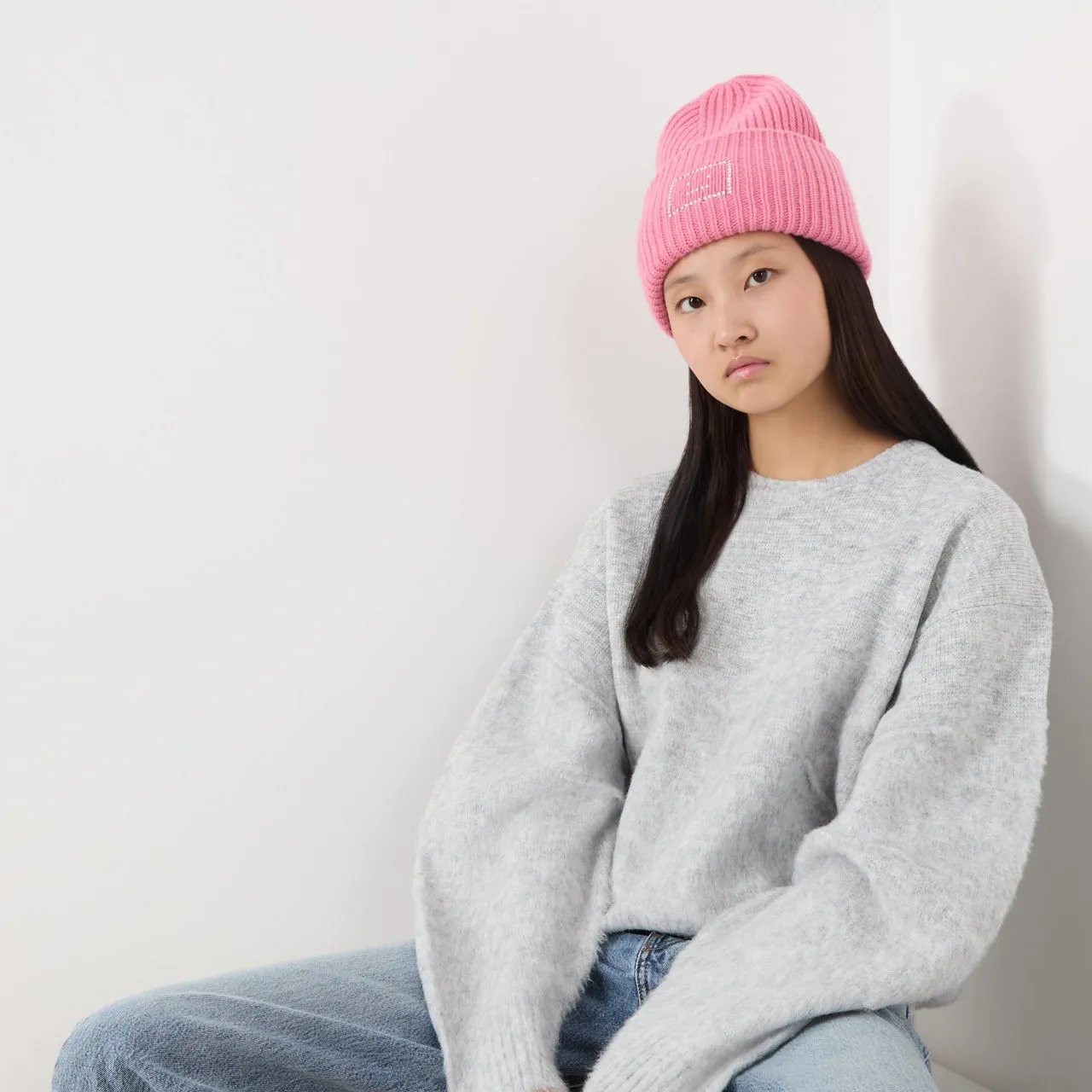 ACNE STUDIOS The Sustainable Edit Crystal Pansy Face Logo Beanie Hat - Tango Pink