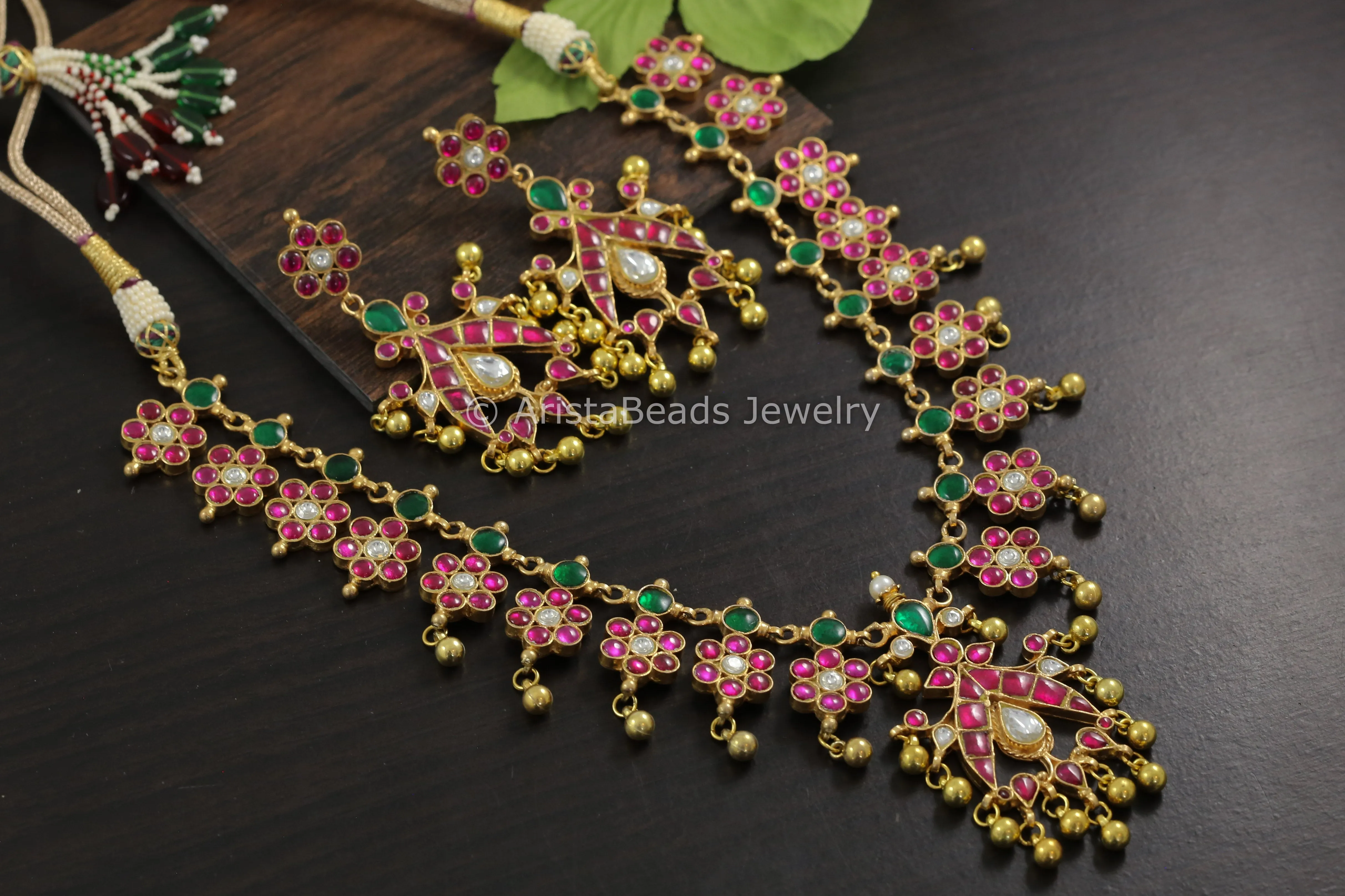 Jadau Kundan Gold Necklace Set